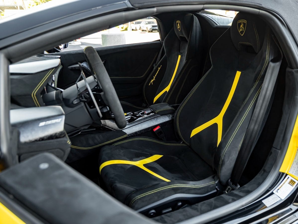 2019 Lamborghini Huracan Performante