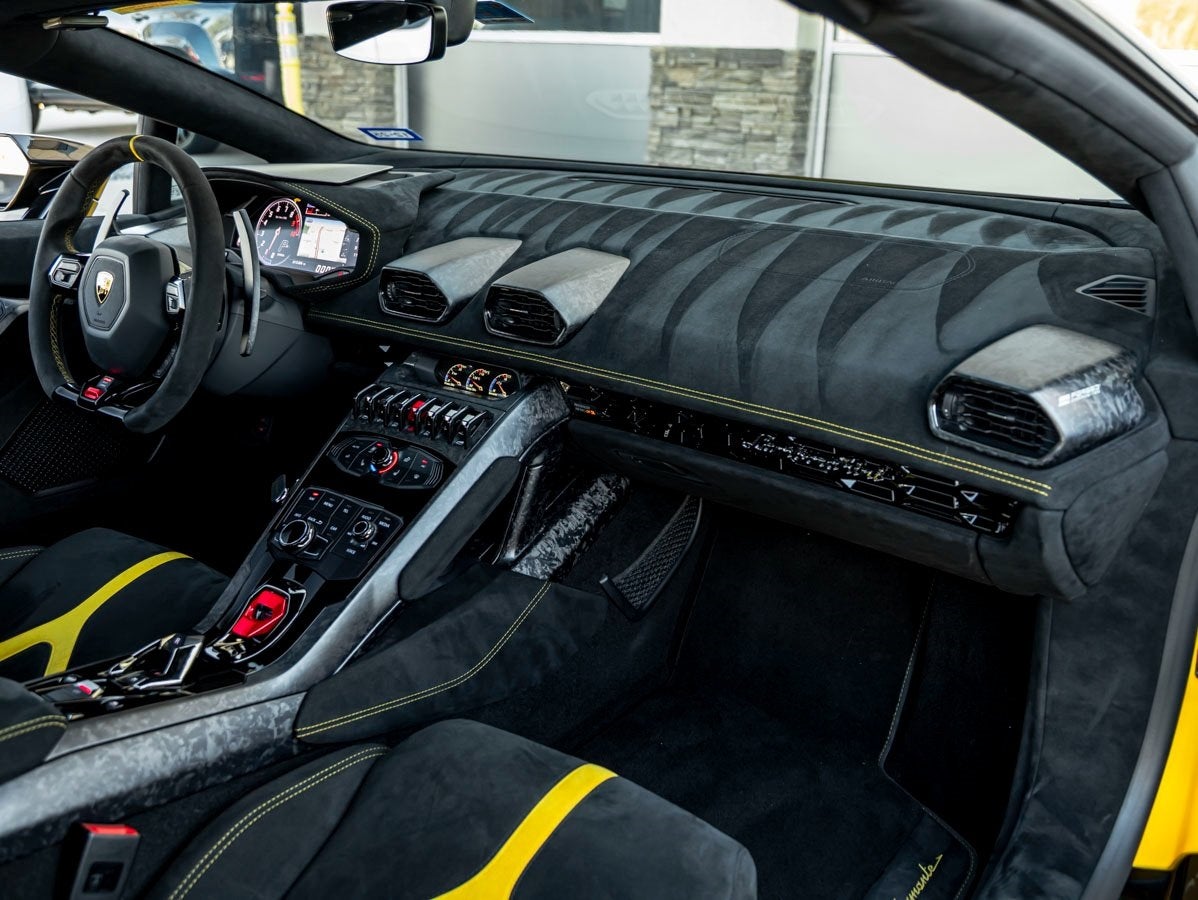 2019 Lamborghini Huracan Performante