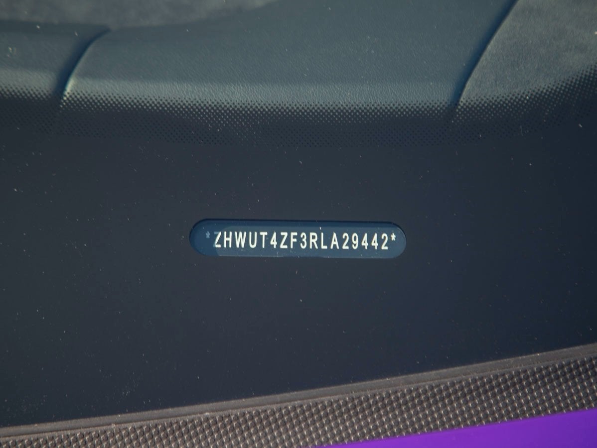 2024 Lamborghini Huracan EVO Base