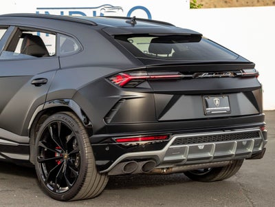 2020 Lamborghini Urus Base