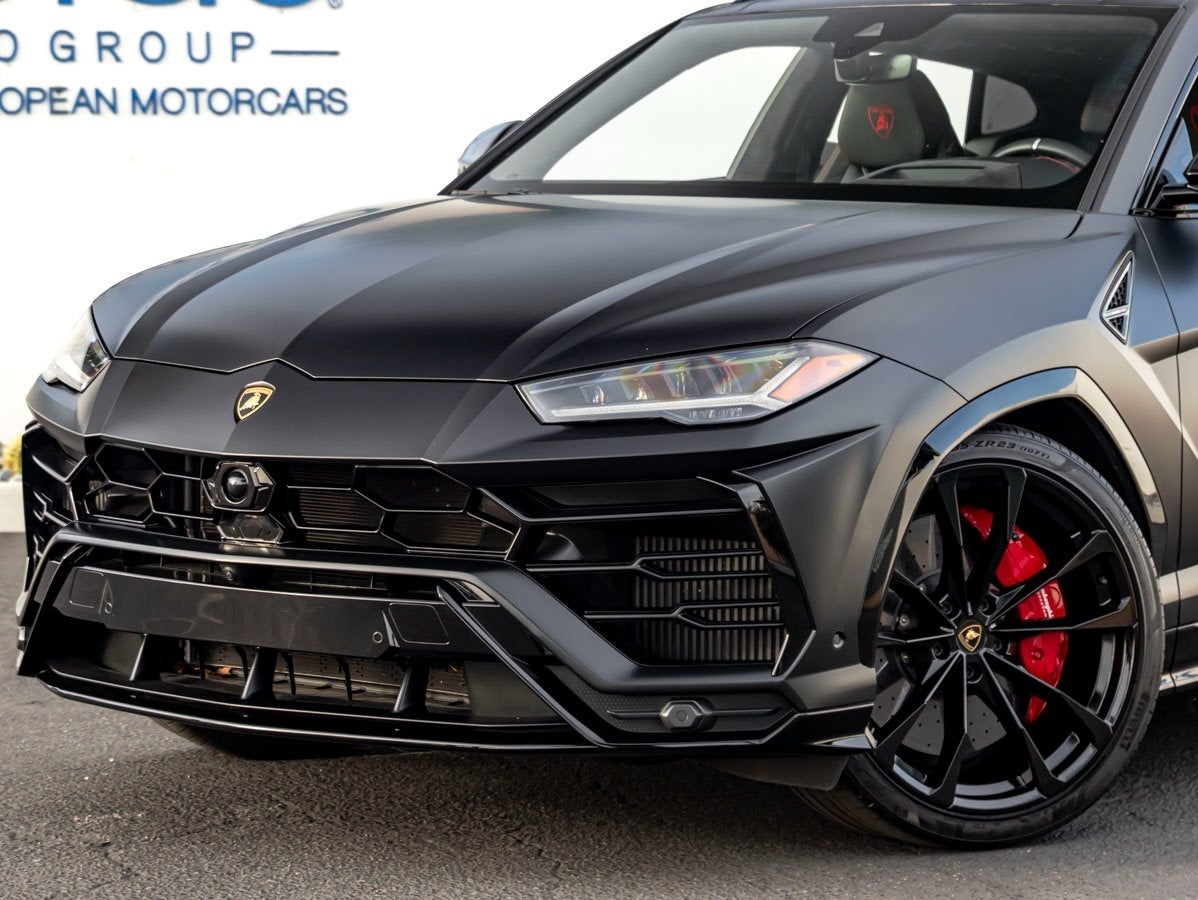 2020 Lamborghini Urus Base
