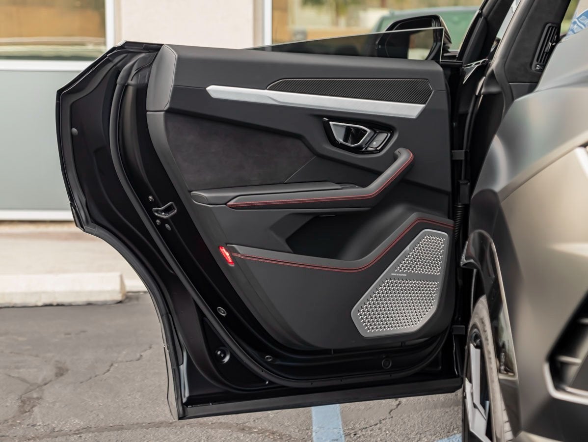 2020 Lamborghini Urus Base