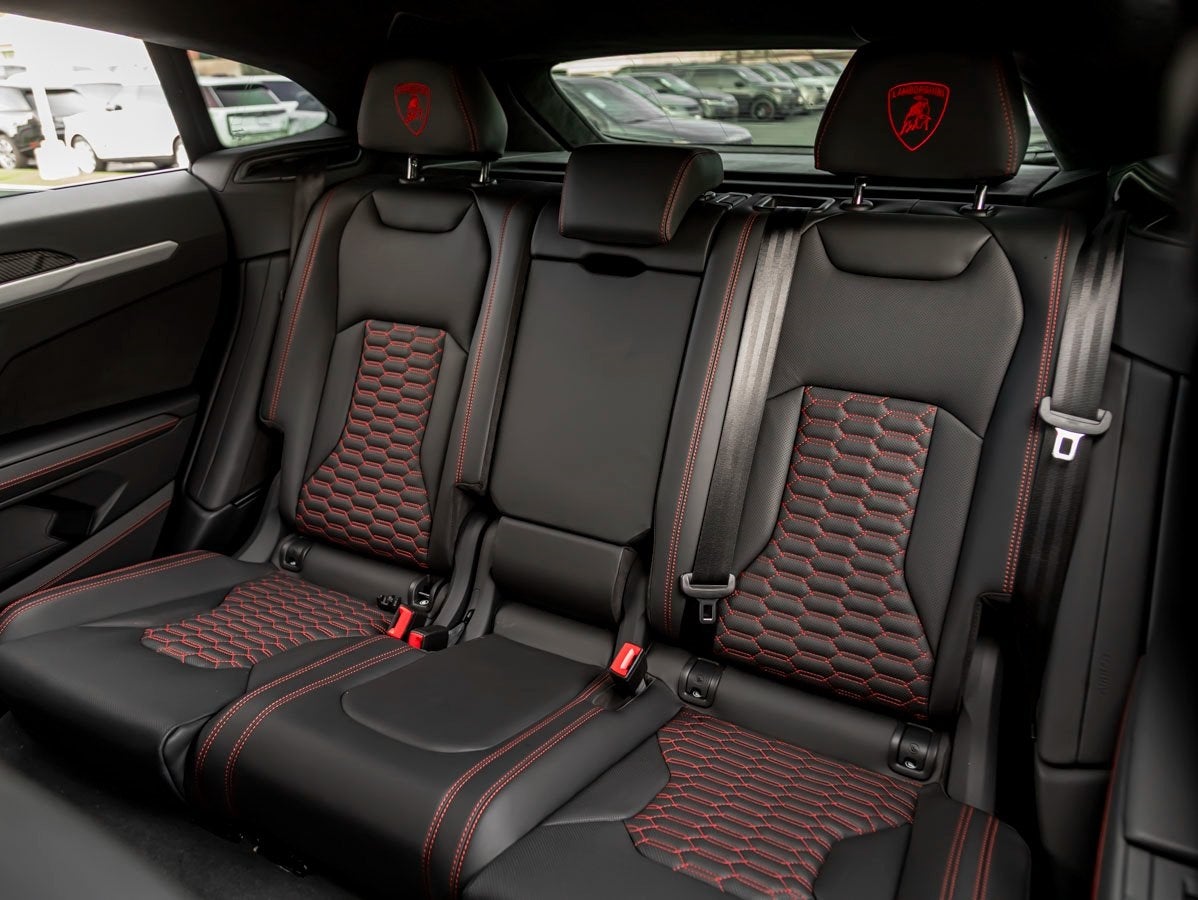 2020 Lamborghini Urus Base