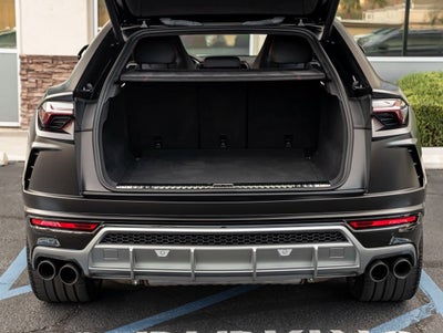 2020 Lamborghini Urus Base