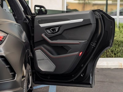 2020 Lamborghini Urus Base