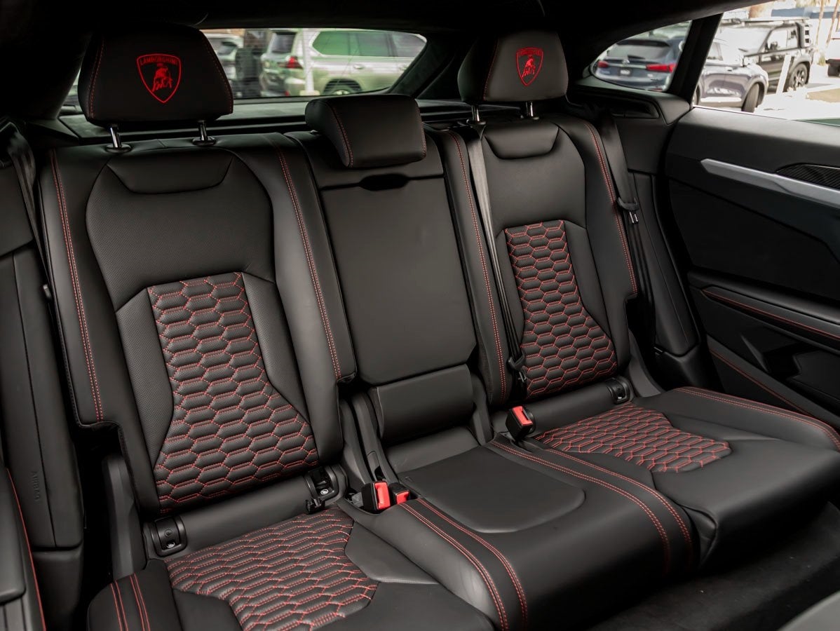 2020 Lamborghini Urus Base