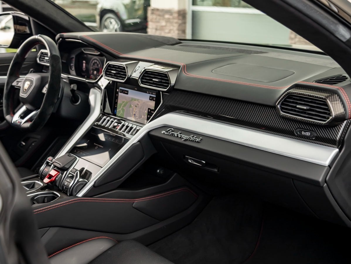 2020 Lamborghini Urus Base