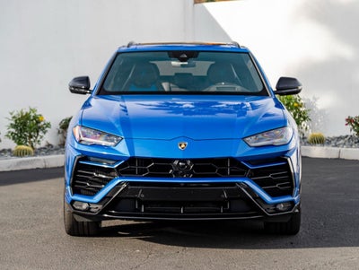 2022 Lamborghini Urus Base