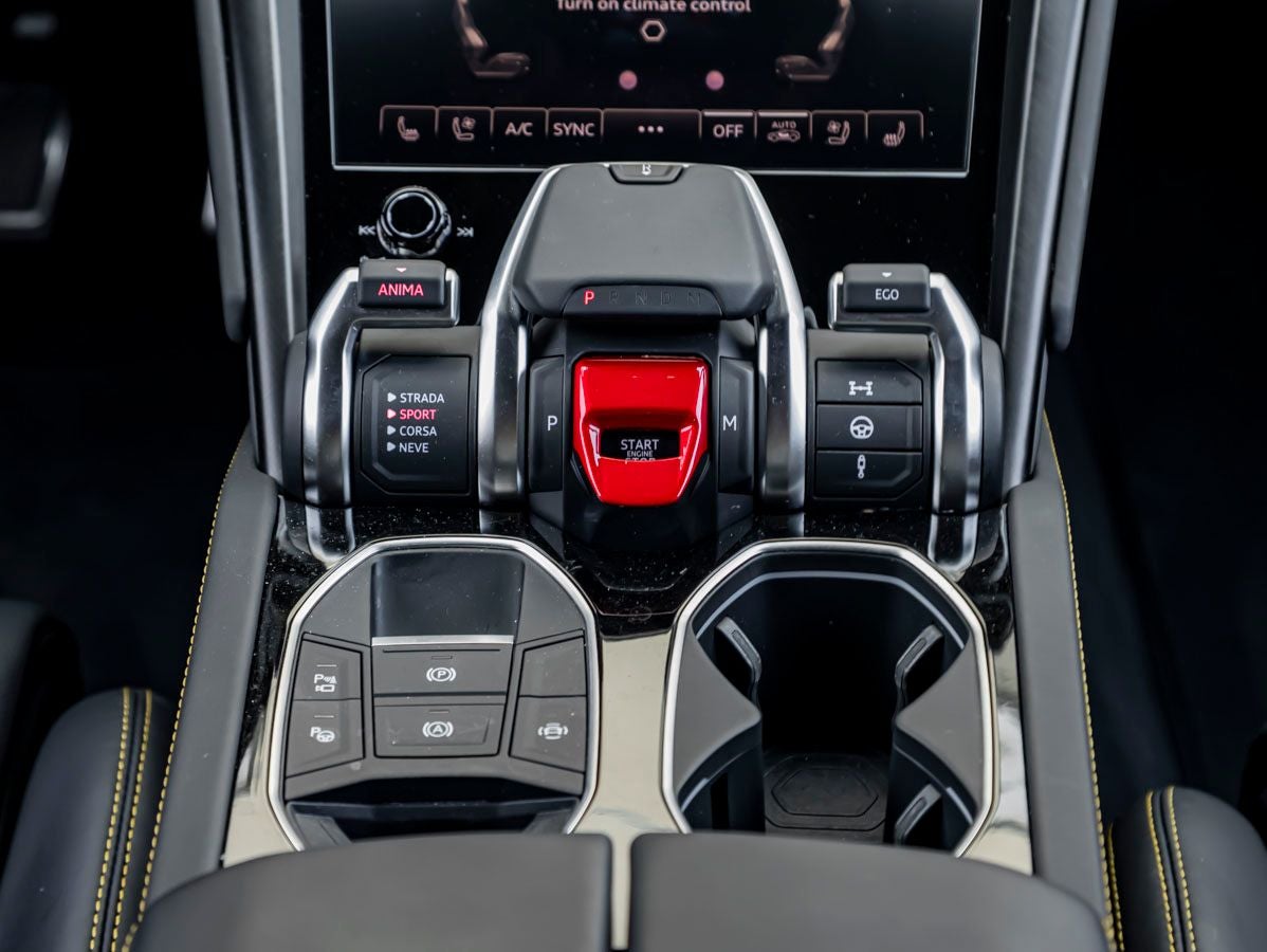 2024 Lamborghini Urus S