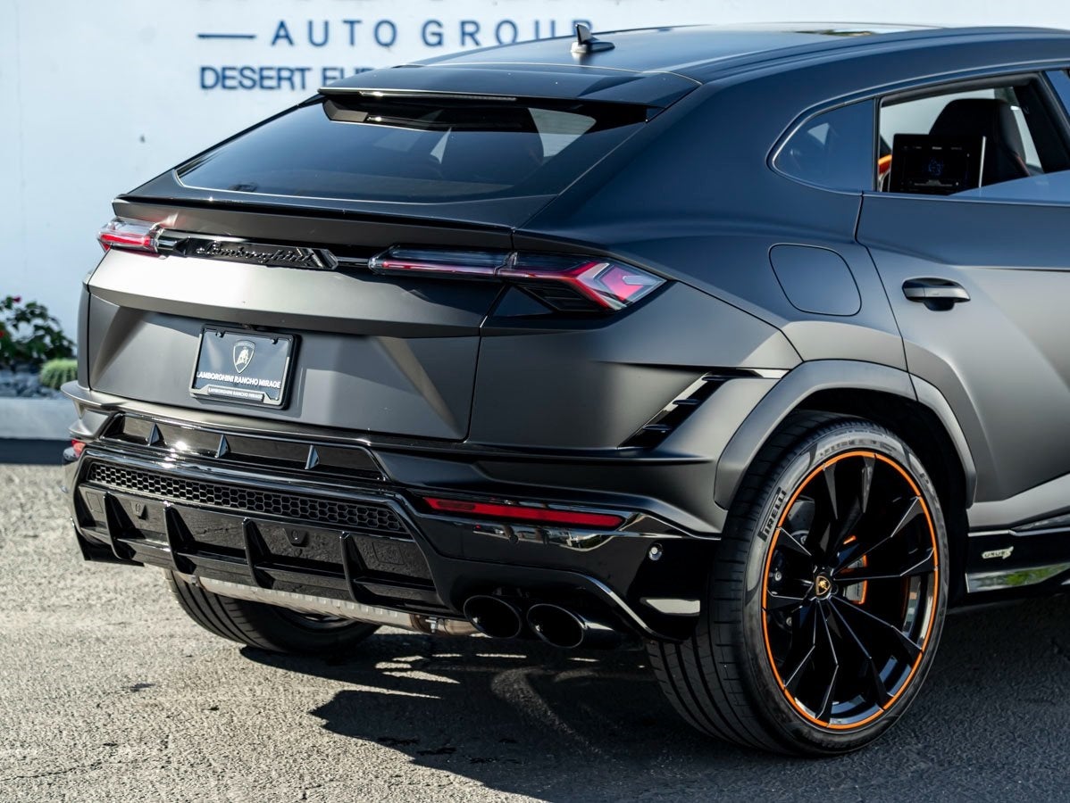 2024 Lamborghini Urus S
