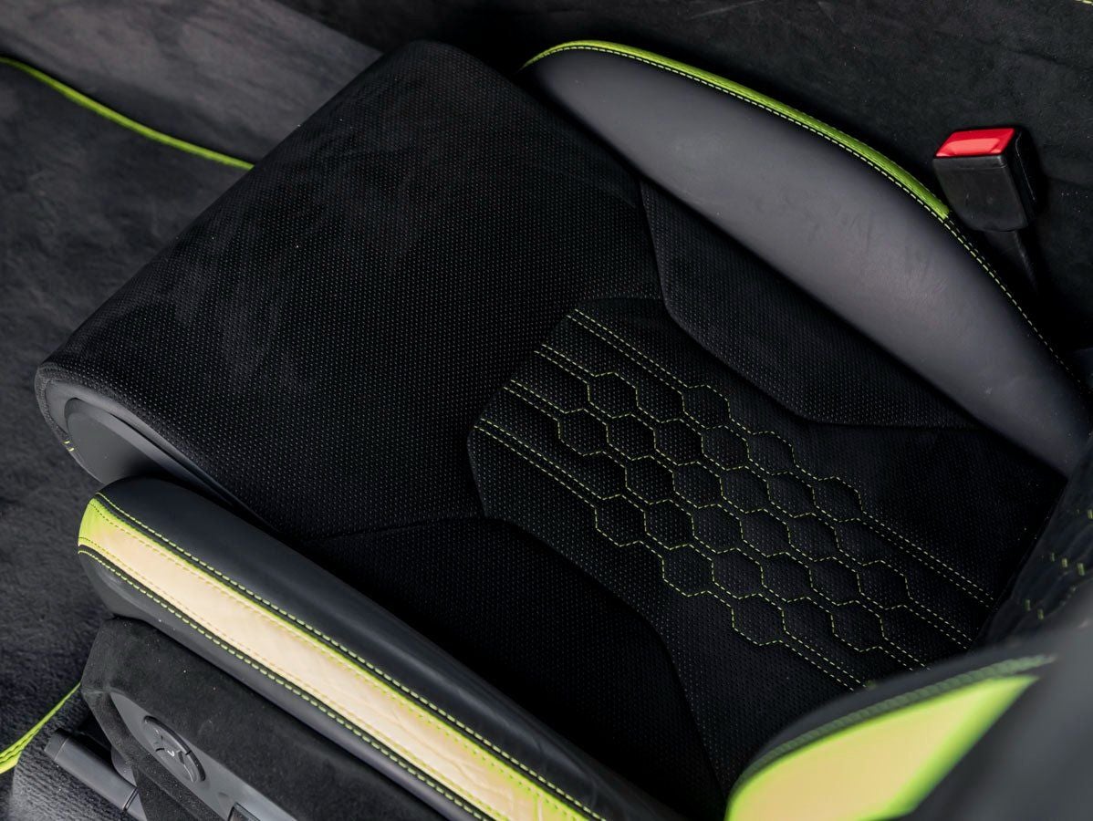 2023 Lamborghini Urus Performante