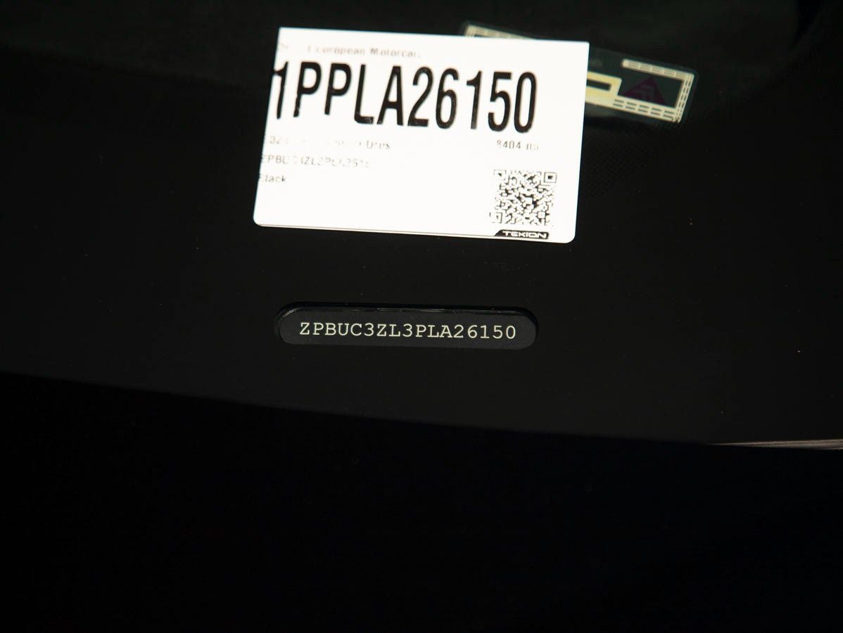 2023 Lamborghini Urus Performante